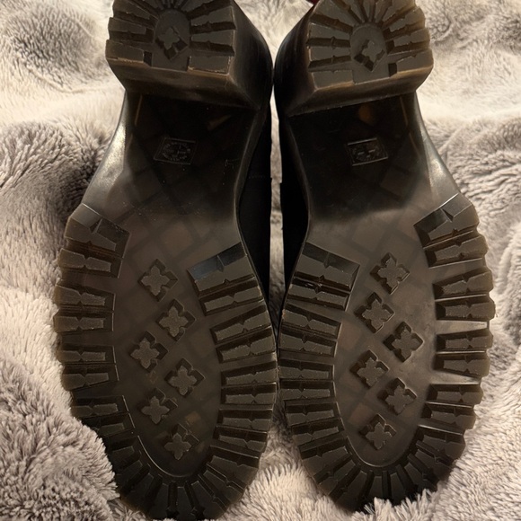 Dr. Martens Black Heeled Chelsea Boots - Picture 13 of 14